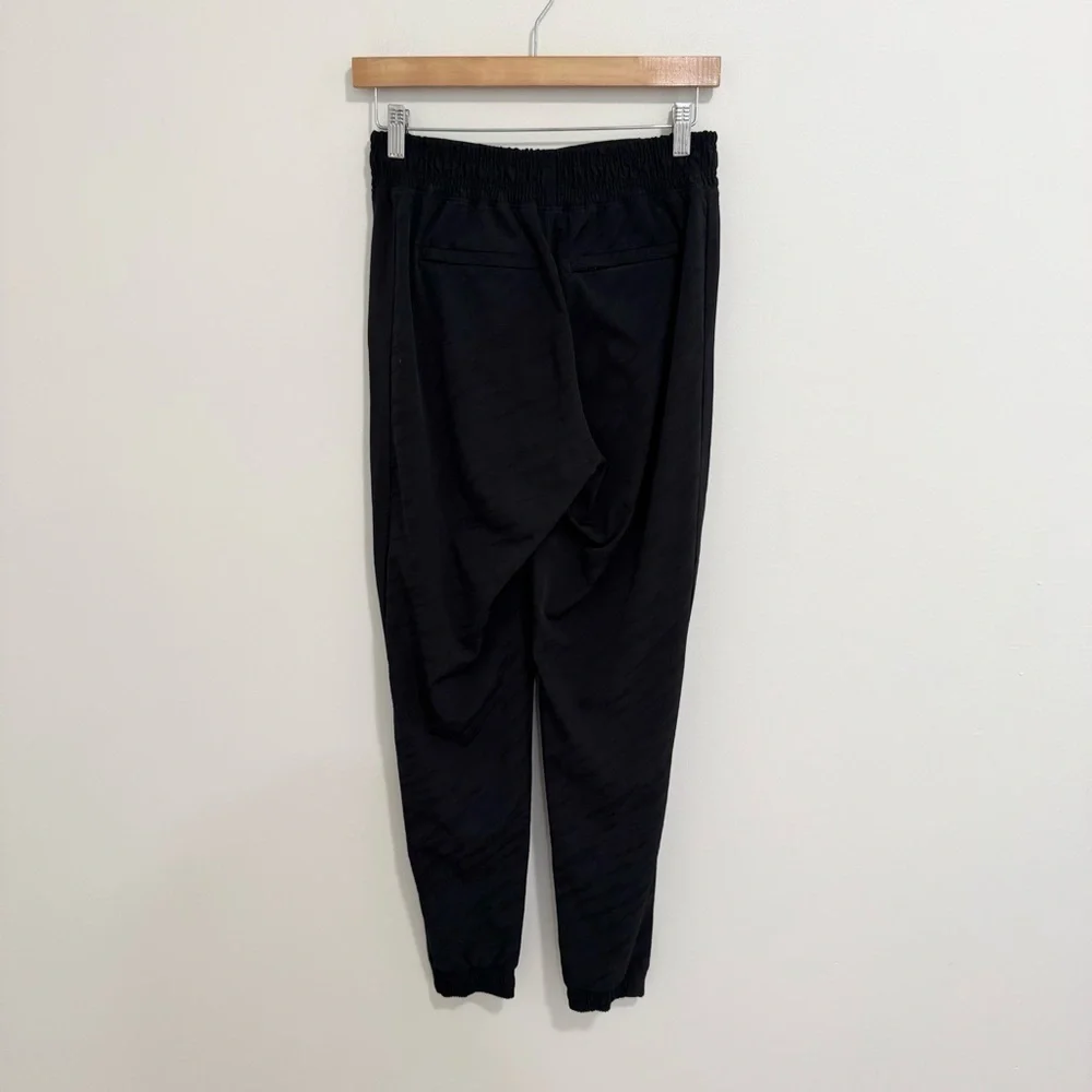 Athleta Brooklyn Textured Jogger